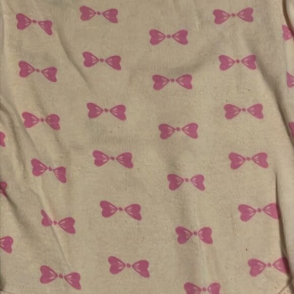 NWOT 6-9 month Cat & Jack long sleeve pink w/pink bow graphics body suit/onesie - Picture 6 of 16